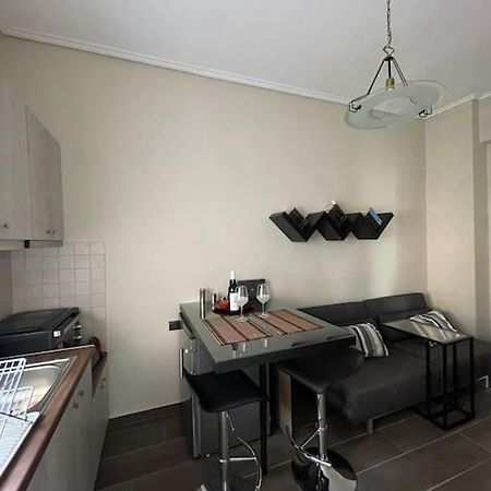City Apartment Corinth Екстериор снимка