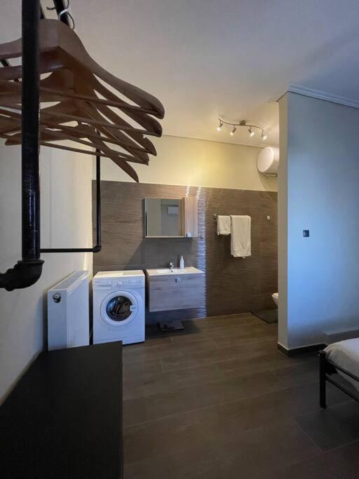City Apartment Corinth Екстериор снимка